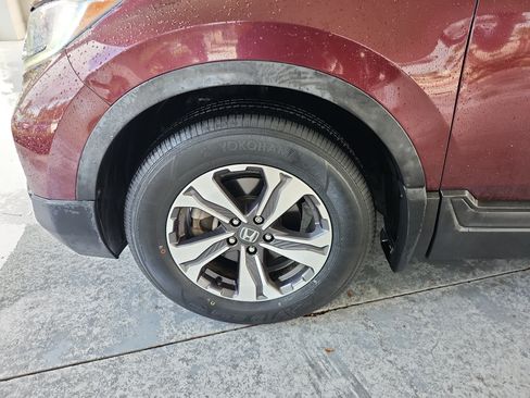 Used 2018 Honda CR-V LX image 10
