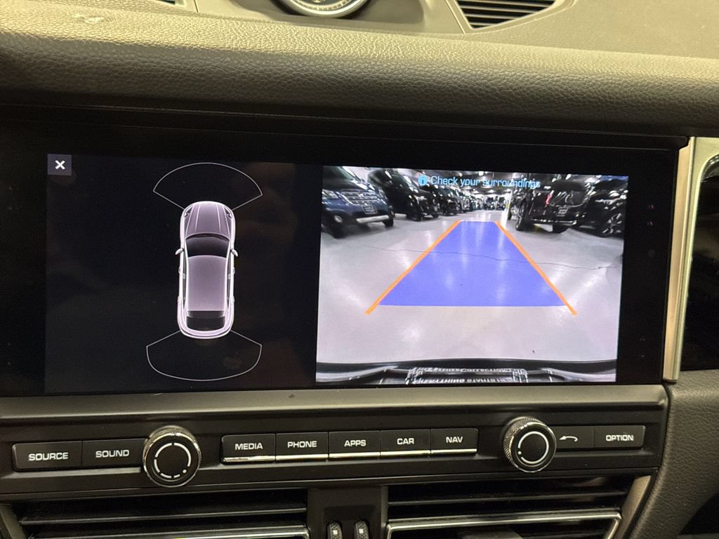 Used 2021 Porsche Macan S AWD/4WD image 17