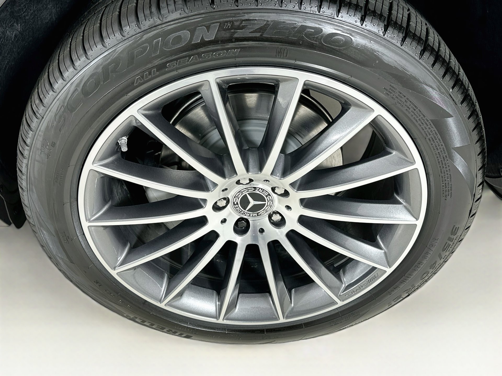 New 2026 Mercedes-Benz GLE 450 4MATIC image 34
