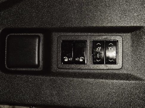 Used 2023 Chevrolet Tahoe RST w/ Luxury Package AWD/4WD image 23