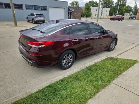 Used 2020 Kia Optima LX image 21