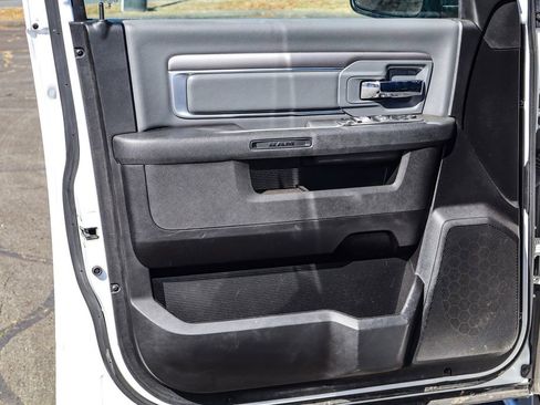 Used 2024 RAM 1500 Classic SLT image 35