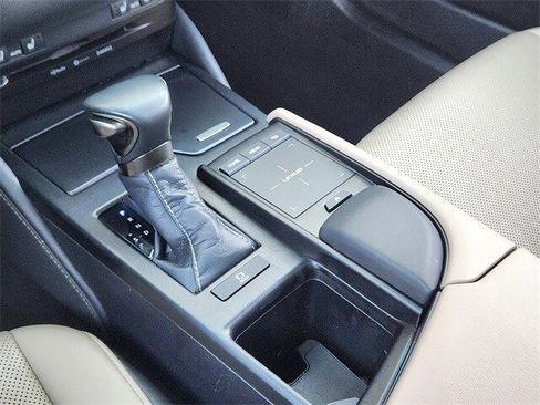 Used 2020 Lexus ES 350 w/ Premium Package image 15