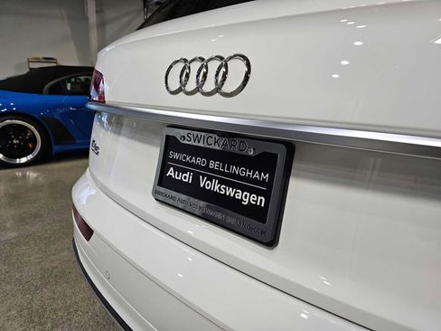 Used 2023 Audi Q5 2.0T Premium Plus w/ Premium Plus Package image 14