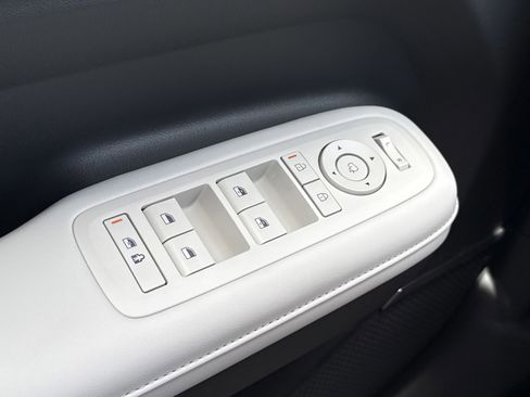 New 2026 Hyundai Santa Fe Limited FWD image 20