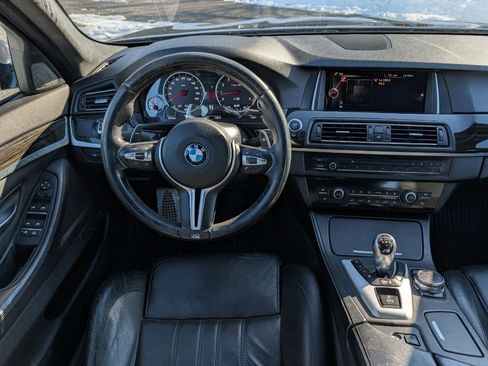 Used 2016 BMW M5 w/ Premium Package image 21