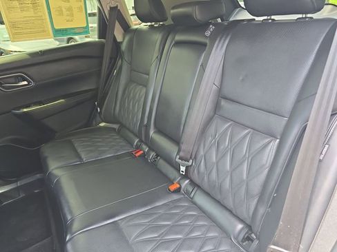 Used 2024 Nissan Rogue Platinum w/ Platinum Premium Package FWD image 19
