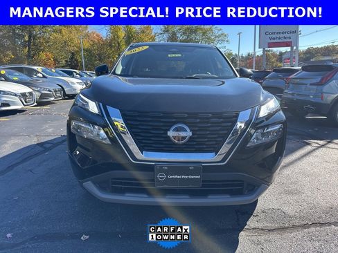 Certified 2023 Nissan Rogue SV image 2