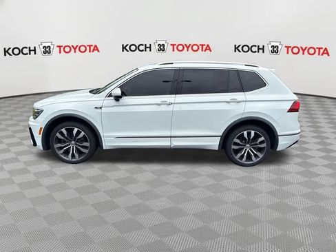 Used 2020 Volkswagen Tiguan SEL Premium R-Line w/ 3rd Row Seat Package AWD/4WD image 4