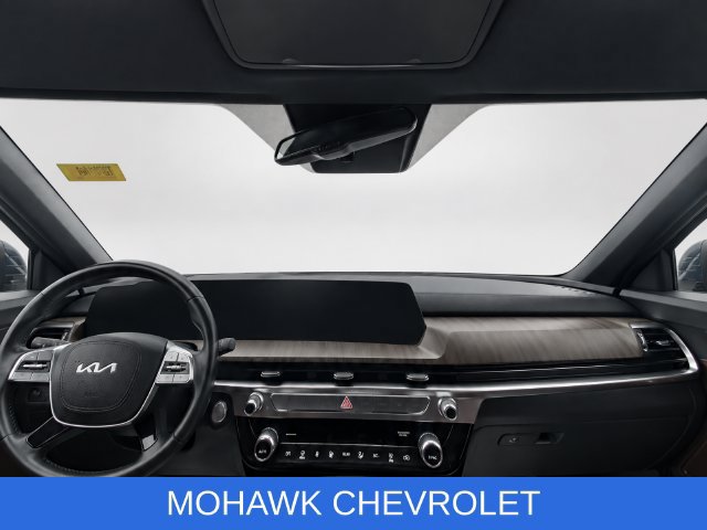 Used 2024 Kia Telluride EX w/ EX Captain's Chair Package FWD image 16