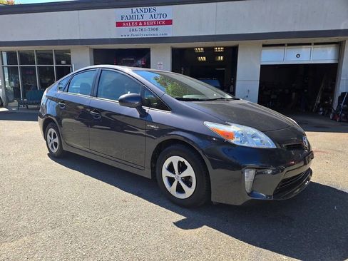 Used 2012 Toyota Prius Three FWD image 27