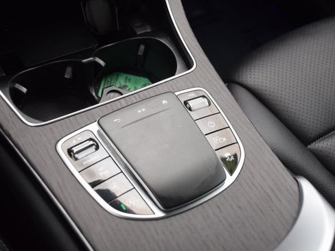 Certified 2022 Mercedes-Benz GLC 300 image 27