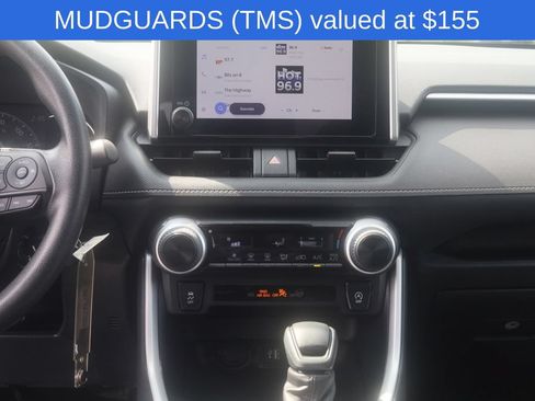 Used 2025 Toyota RAV4 LE AWD/4WD image 8