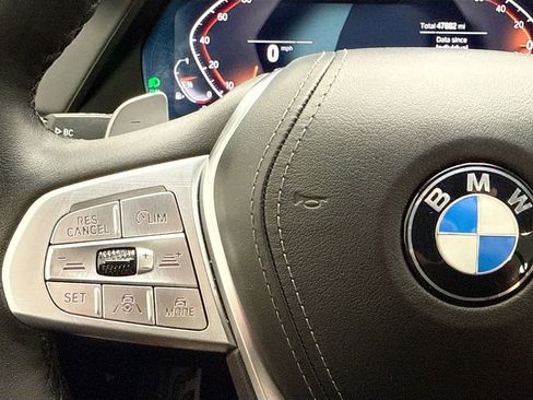 Used 2022 BMW X7 xDrive40i w/ Executive Package AWD/4WD image 11