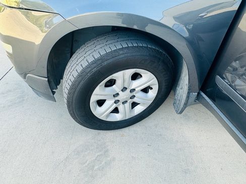 Used 2013 Chevrolet Traverse LS FWD image 24