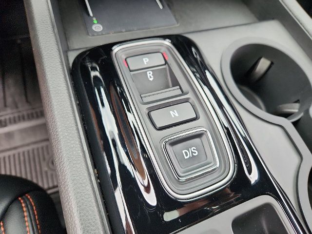 Used 2025 Honda Pilot TrailSport image 16