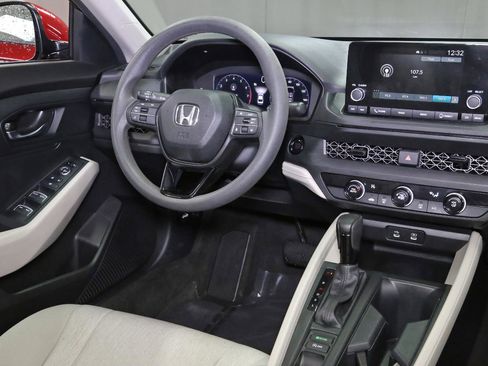 Certified 2023 Honda Accord LX image 4