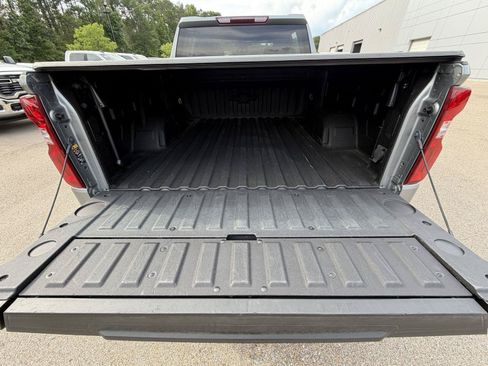 Used 2024 Chevrolet Silverado 1500 LT Trail Boss w/ Protection Package AWD/4WD image 18