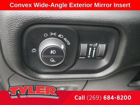 Used 2025 RAM 1500 Big Horn AWD/4WD image 23