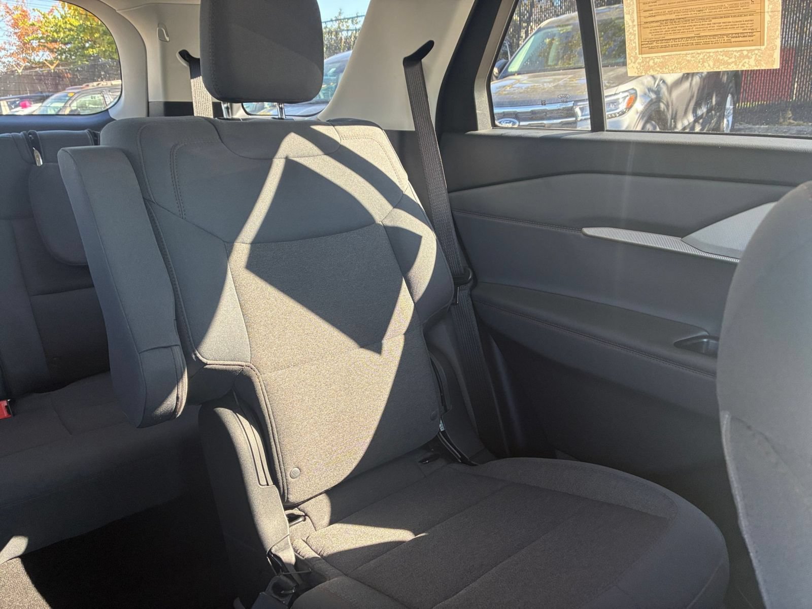 Used 2026 Ford Explorer Active AWD/4WD image 32