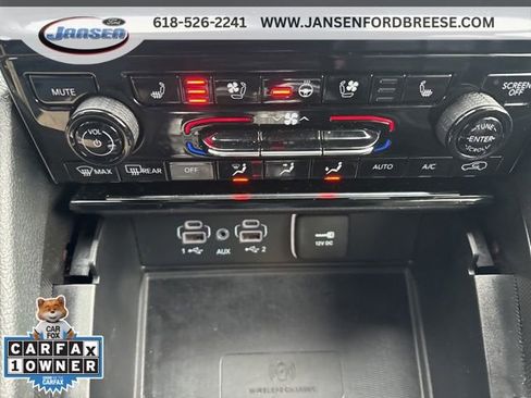 Used 2024 Jeep Grand Cherokee L Limited w/ Luxury Tech Group II image 23