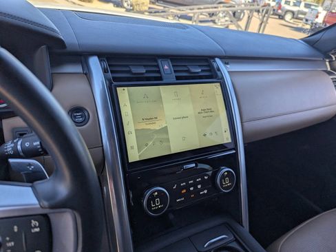 Used 2023 Land Rover Discovery HSE R-Dynamic image 26