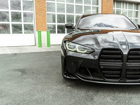 Used 2022 BMW M4 Competition w/ M Carbon Exterior Package image 39