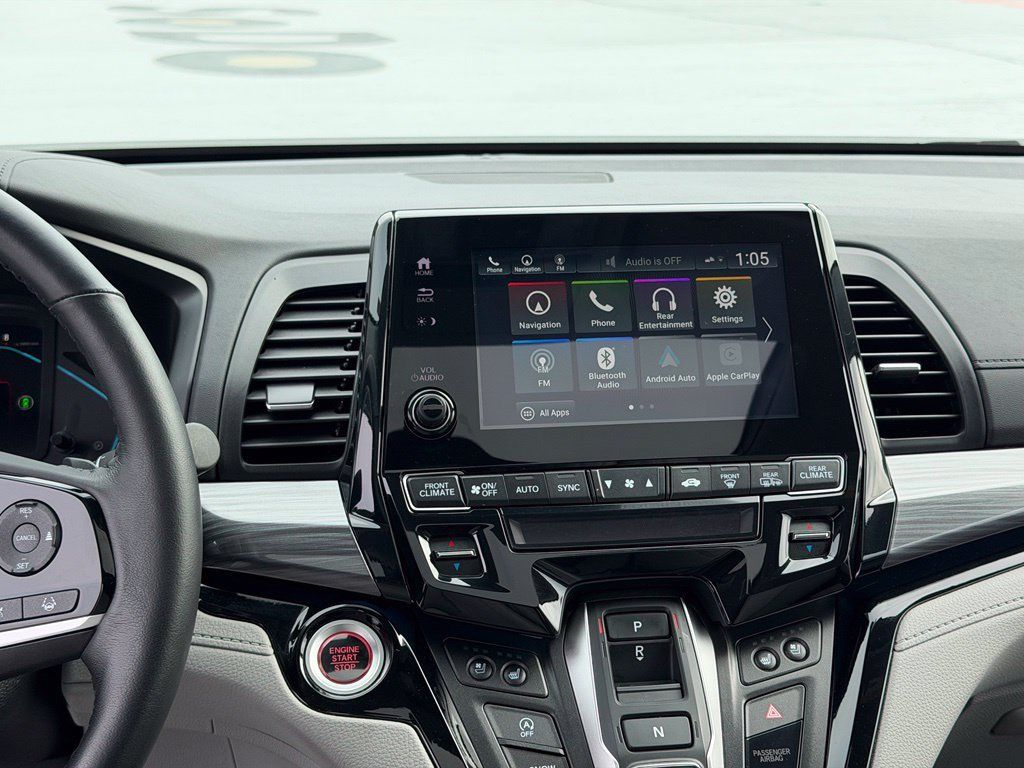 Used 2023 Honda Odyssey Elite image 16