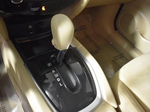 Used 2015 Nissan Rogue SV image 23