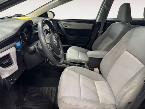 Used 2014 Toyota Corolla LE image 7