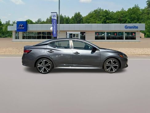 Used 2022 Nissan Sentra SR FWD image 7