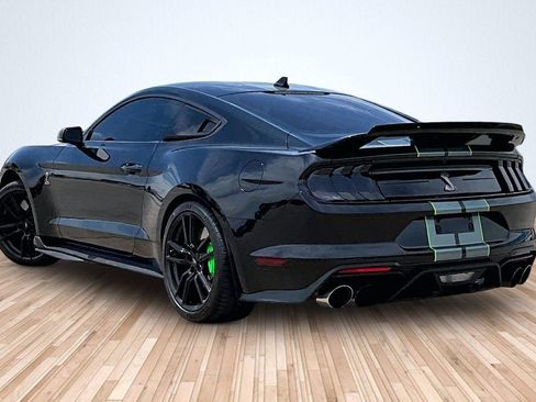 Used 2022 Ford Mustang Shelby GT500 w/ Technology Package RWD image 10