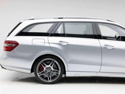 Used 2012 Mercedes-Benz E 63 AMG Wagon image 12