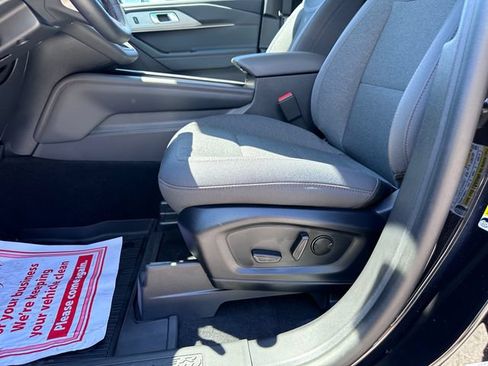 Certified 2026 Ford Explorer Active AWD/4WD image 13