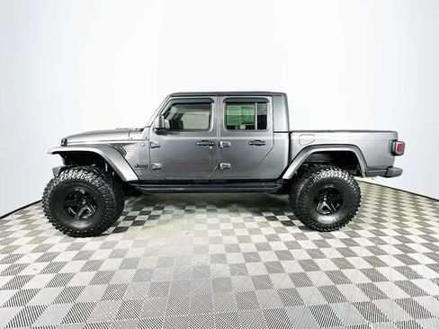 Used 2023 Jeep Gladiator Sport image 7