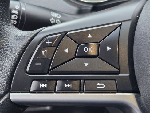 Used 2021 Nissan Rogue Sport S FWD image 27