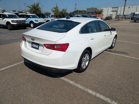 Used 2023 Chevrolet Malibu LS FWD image 5