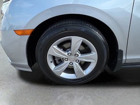 Used 2018 Honda Odyssey EX-L image 25