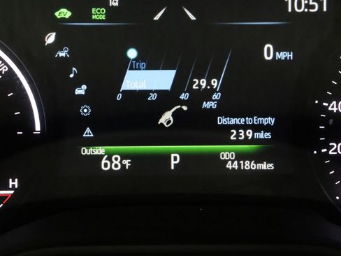 Certified 2024 Toyota Sienna XSE AWD/4WD image 43