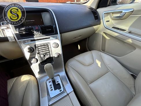 Used 2011 Volvo XC60 3.2 image 23