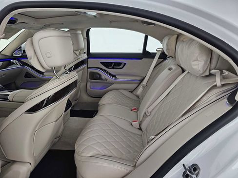 New 2026 Mercedes-Benz S 580 4MATIC Sedan image 16