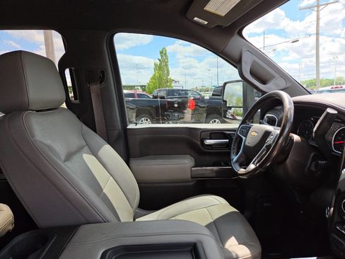 Used 2021 Chevrolet Silverado 3500 LTZ w/ LTZ Premium Package AWD/4WD image 30