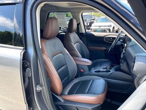 Used 2023 Ford Bronco Sport Outer Banks w/ Tech Package AWD/4WD image 10