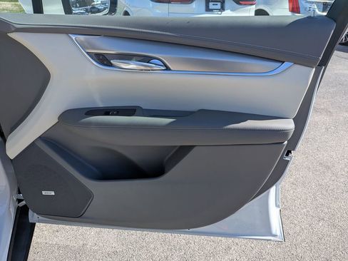 Certified 2022 Cadillac XT5 Premium Luxury image 28