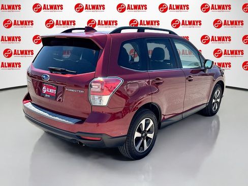 Used 2018 Subaru Forester 2.5i Limited AWD/4WD image 5