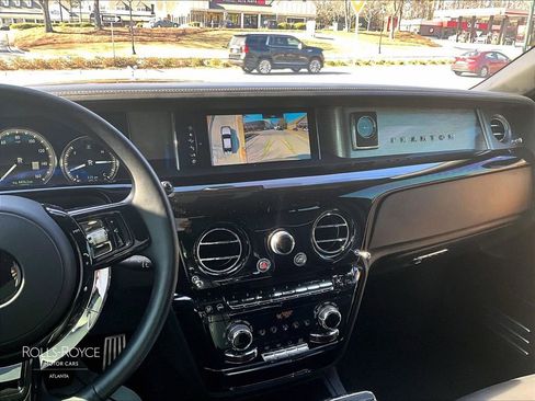 Used 2020 Rolls-Royce Phantom Sedan RWD image 8