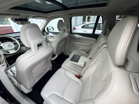 Used 2017 Volvo XC90 T6 Momentum w/ Vision Package AWD/4WD image 40