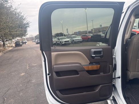 Used 2017 GMC Sierra 1500 SLT image 27