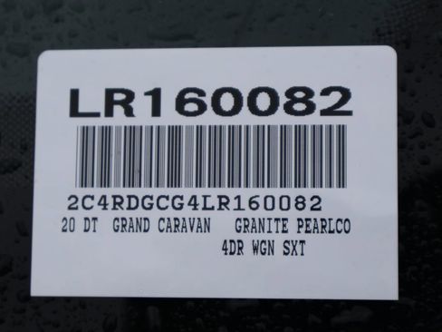 Used 2020 Dodge Grand Caravan SXT image 7