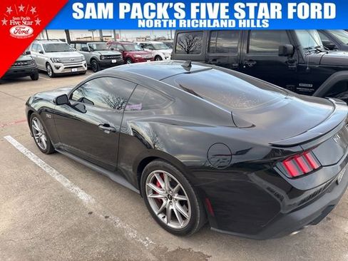 Used 2024 Ford Mustang GT Premium image 6